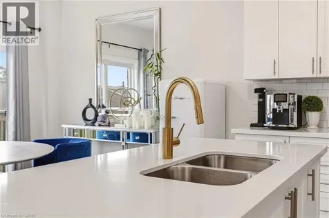 67 Pinot Crescent Stoney Creek ON L8E 0J9