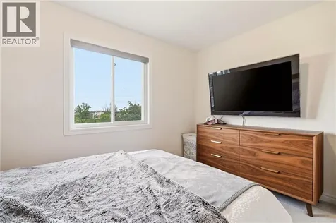 67 Pinot Crescent Stoney Creek ON L8E 0J9