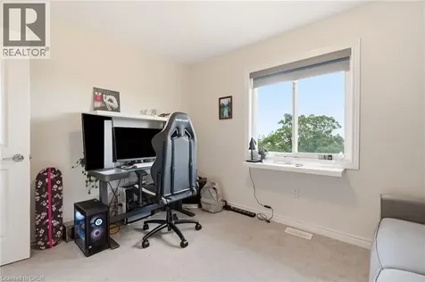 67 Pinot Crescent Stoney Creek ON L8E 0J9