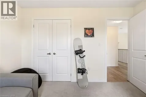 67 Pinot Crescent Stoney Creek ON L8E 0J9