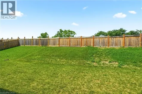 67 Pinot Crescent Stoney Creek ON L8E 0J9