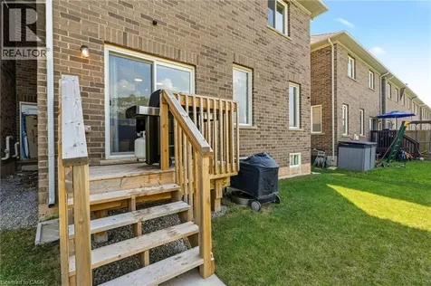 67 Pinot Crescent Stoney Creek ON L8E 0J9