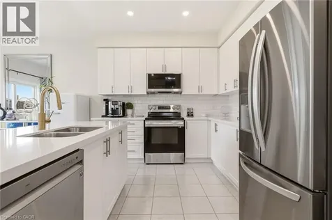 67 Pinot Crescent Stoney Creek ON L8E 0J9
