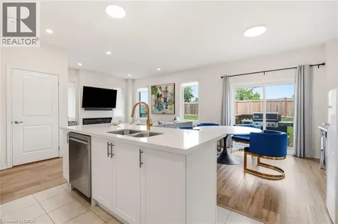67 Pinot Crescent Stoney Creek ON L8E 0J9