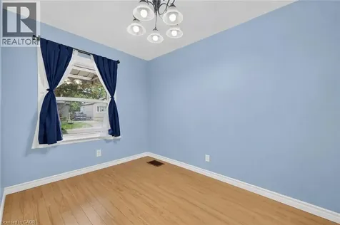 302 East 28th Street Hamilton ON L8V 3J3