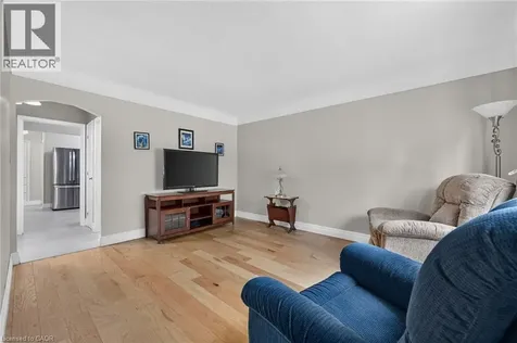 302 East 28th Street Hamilton ON L8V 3J3