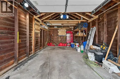 302 East 28th Street Hamilton ON L8V 3J3