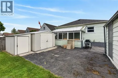 302 East 28th Street Hamilton ON L8V 3J3