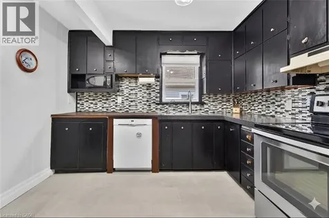 302 East 28th Street Hamilton ON L8V 3J3