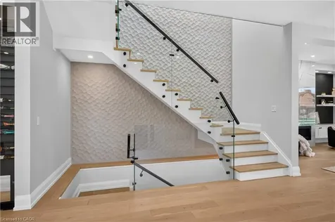 1047 Meredith Avenue Mississauga ON L5E 2C6