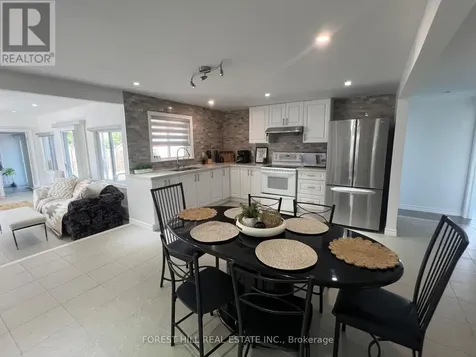 1161 Connaught Drive Selwyn ON K0L 1T0