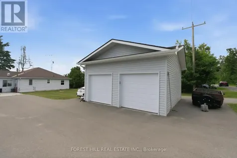 1161 Connaught Drive Selwyn ON K0L 1T0