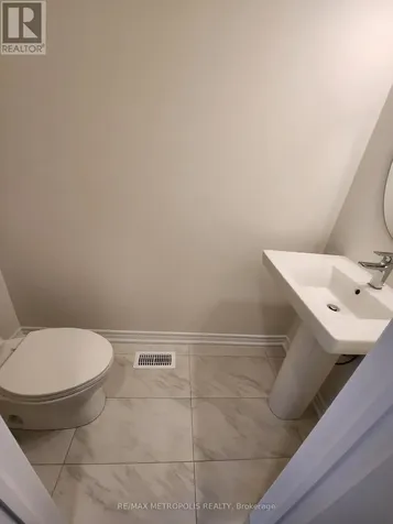 15 Georgina Street Kitchener ON N2R 0S6
