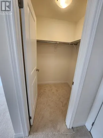 15 Georgina Street Kitchener ON N2R 0S6