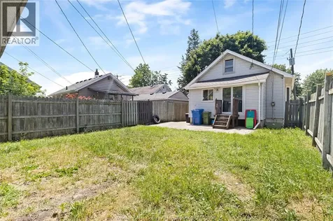 2382 Mercer Street Windsor ON N8X 3R3