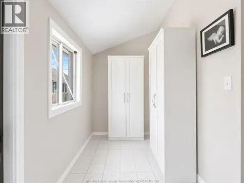 2382 Mercer Street Windsor ON N8X 3R3