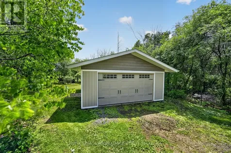 1135 Irace Drive Augusta ON K6V 5T1