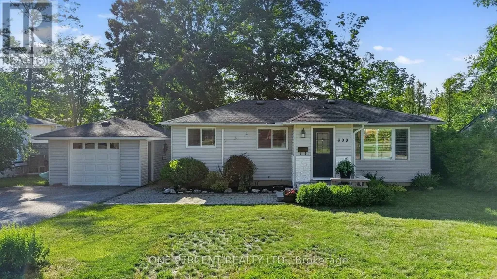 608 Broadview Avenue Orillia ON L3V 6N8