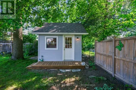 608 Broadview Avenue Orillia ON L3V 6N8