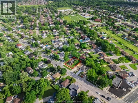 1465 Campbell Avenue Windsor ON N9B 2K1
