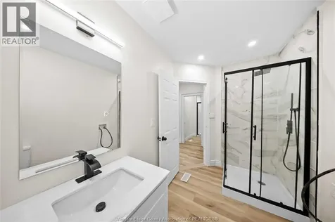 1465 Campbell Avenue Windsor ON N9B 2K1