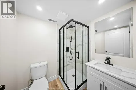 1465 Campbell Avenue Windsor ON N9B 2K1