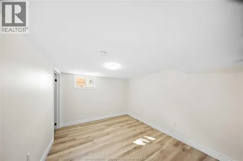 1465 Campbell Avenue Windsor ON N9B 2K1
