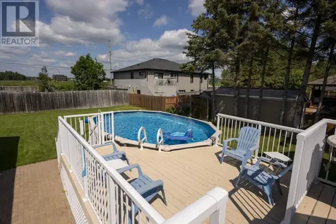 185 Ridgecrest Road Thunder Bay ON P7B 7A1