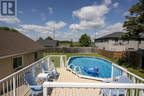 185 Ridgecrest Road Thunder Bay ON P7B 7A1