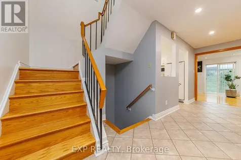 1237 Cedarcroft Crescent Ottawa ON K1B 5G9