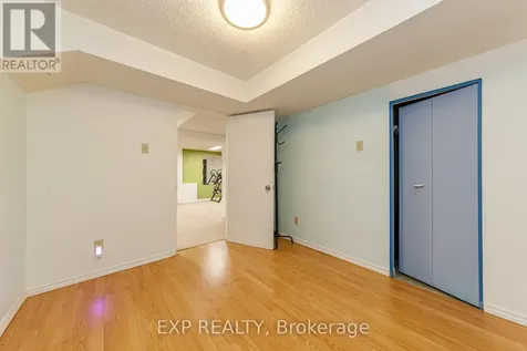 1237 Cedarcroft Crescent Ottawa ON K1B 5G9
