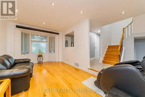 1237 Cedarcroft Crescent Ottawa ON K1B 5G9