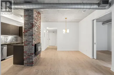 354 Gladstone Avenue Ottawa ON K2P 0R4