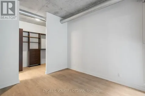 354 Gladstone Avenue Ottawa ON K2P 0R4