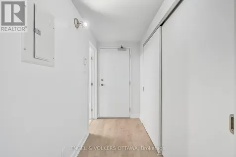 354 Gladstone Avenue Ottawa ON K2P 0R4