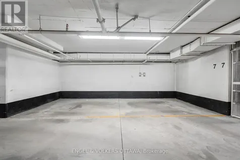 354 Gladstone Avenue Ottawa ON K2P 0R4