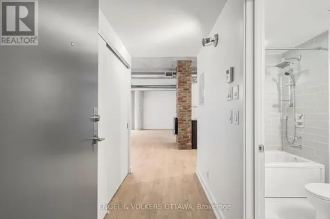 354 Gladstone Avenue Ottawa ON K2P 0R4