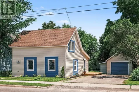 11 Abbott Street South Smiths Falls ON K7A 4S1