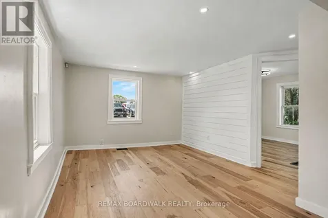 11 Abbott Street South Smiths Falls ON K7A 4S1