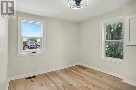 11 Abbott Street South Smiths Falls ON K7A 4S1