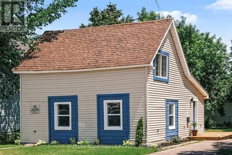 11 Abbott Street South Smiths Falls ON K7A 4S1