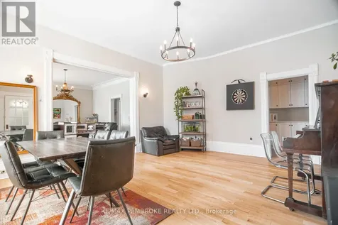 188 Esther Street Pembroke ON K8A 3C2