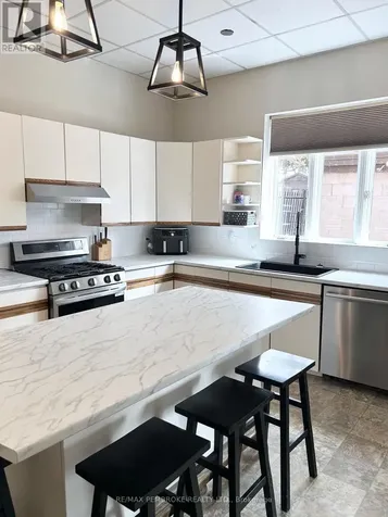 188 Esther Street Pembroke ON K8A 3C2