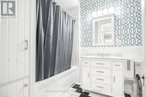 188 Esther Street Pembroke ON K8A 3C2