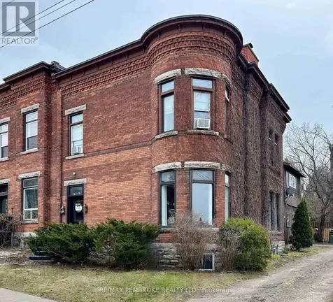 188 Esther Street Pembroke ON K8A 3C2