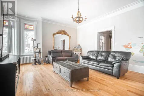 188 Esther Street Pembroke ON K8A 3C2