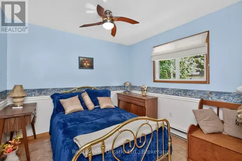 81 Andrew Drive Tiny ON L9M 0B4