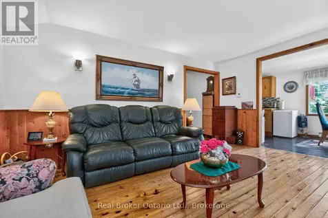 81 Andrew Drive Tiny ON L9M 0B4