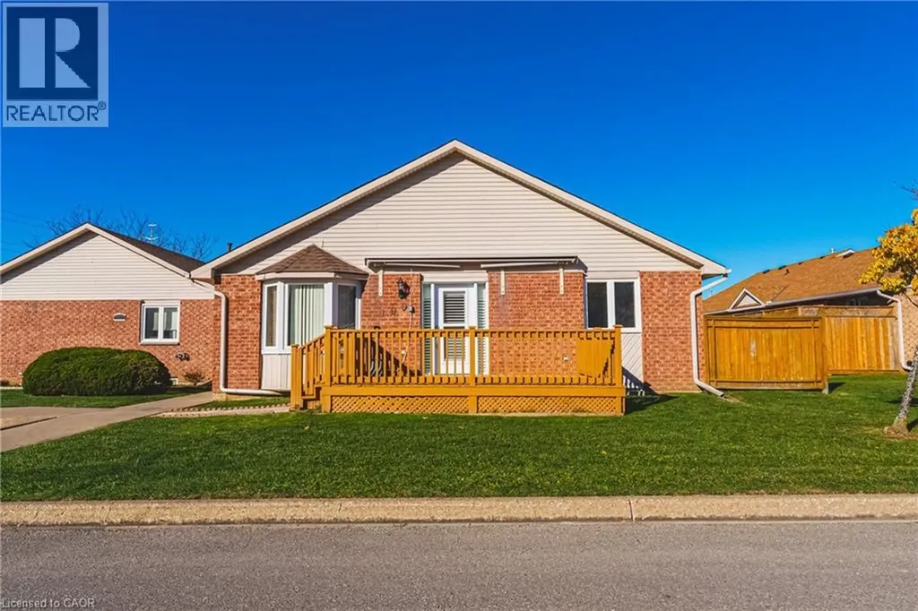 122 Bunting Road St. Catharines ON L2P 3X7