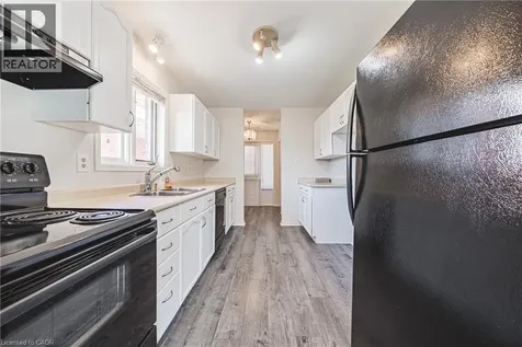 122 Bunting Road St. Catharines ON L2P 3X7